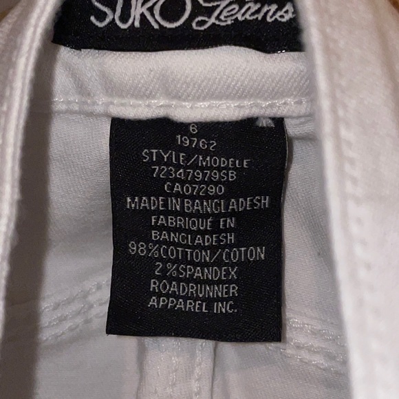 Shorts - Picture 3 of 3